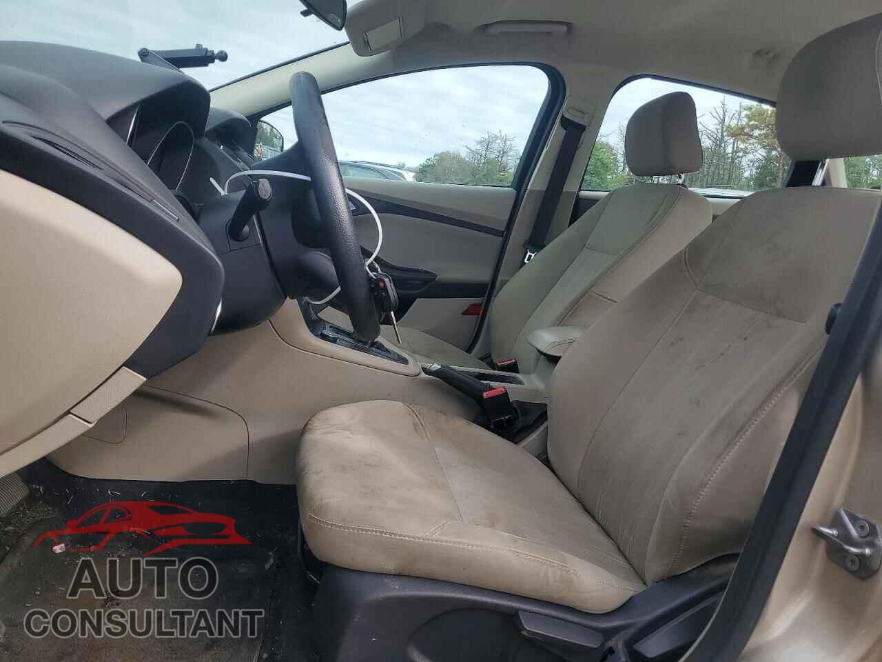 FORD FOCUS 2017 - 1FADP3F20HL337176