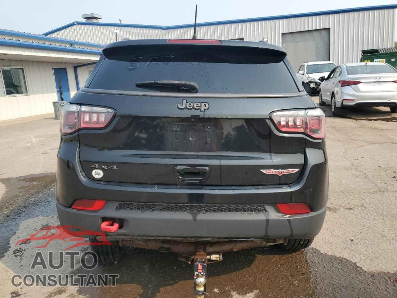 JEEP COMPASS 2018 - 3C4NJDDB2JT129948