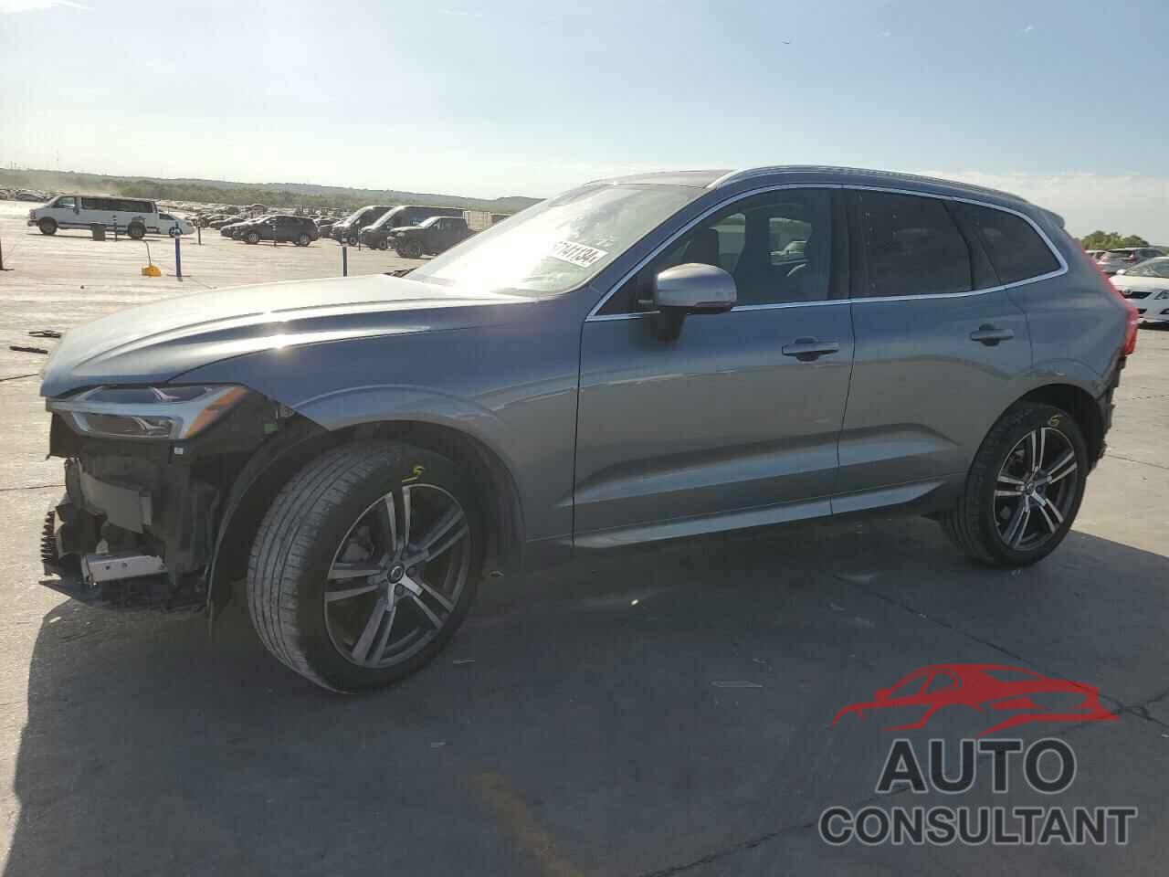 VOLVO XC60 2018 - YV4A22RK0J1048654