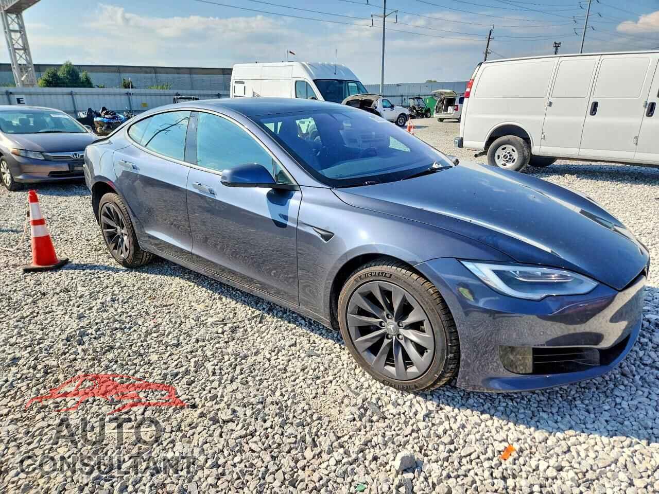 TESLA MODEL S 2020 - 5YJSA1E22LF397576