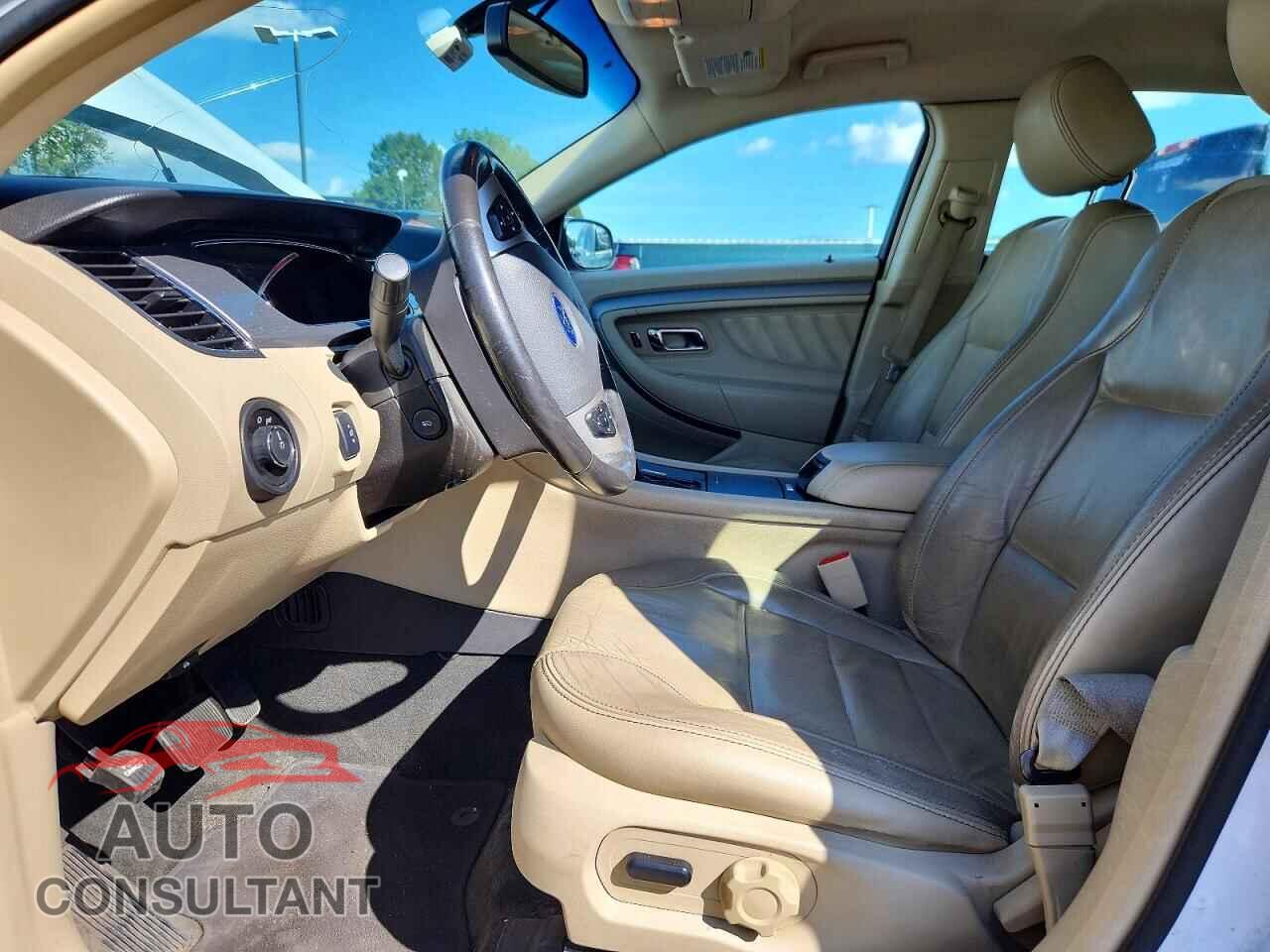 FORD TAURUS 2014 - 1FAHP2E83EG149807
