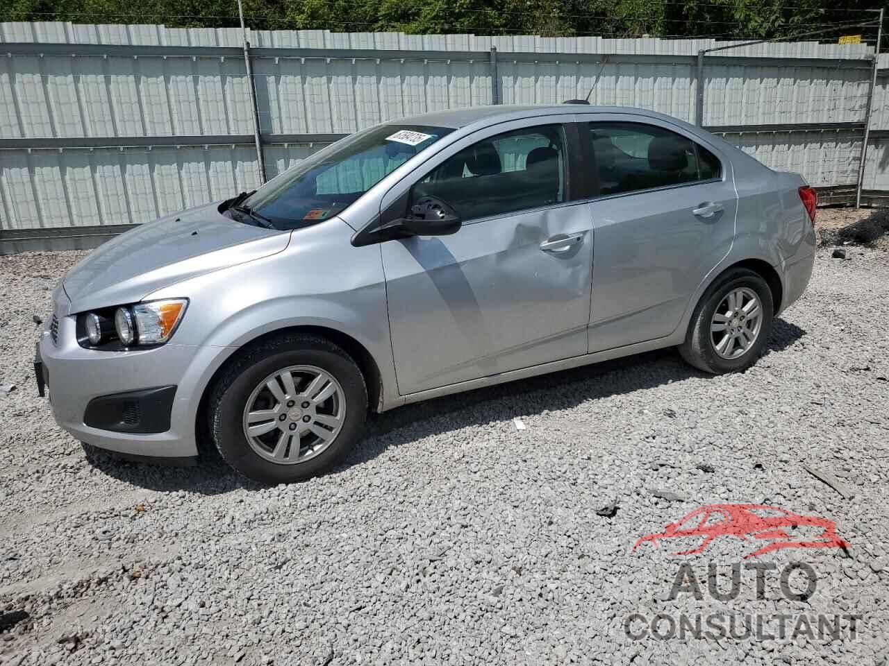 CHEVROLET SONIC 2016 - 1G1JC5SH5G4125518