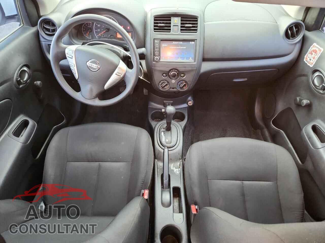 NISSAN VERSA 2019 - 3N1CN7AP3KL801372
