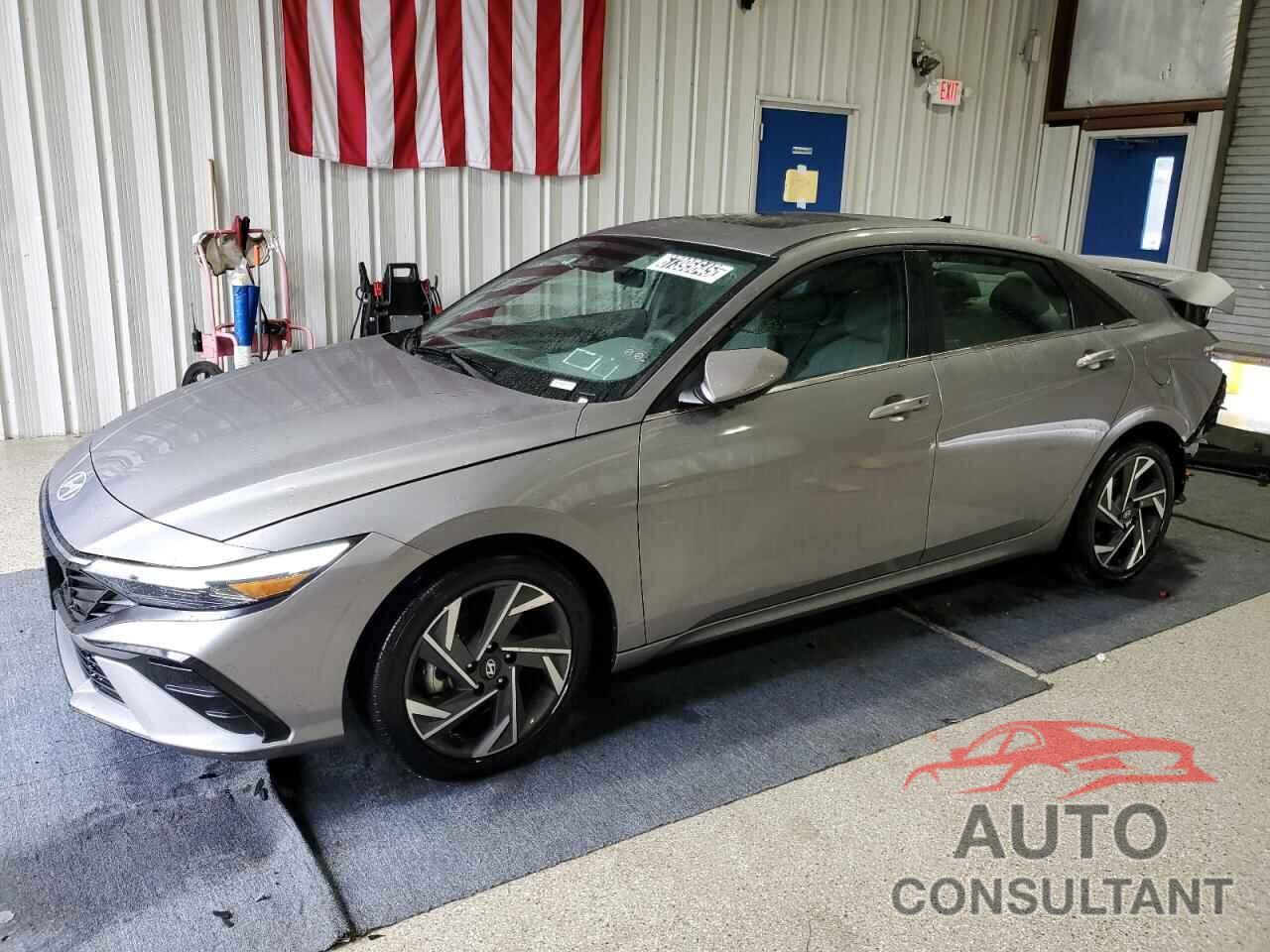 HYUNDAI ELANTRA 2025 - KMHLS4DG3SU945120