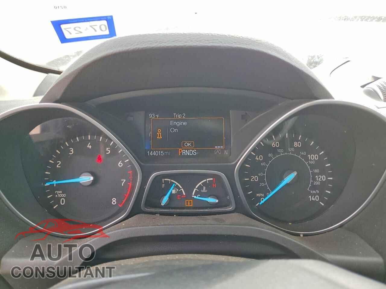 FORD ESCAPE 2017 - 1FMCU0G92HUB60063