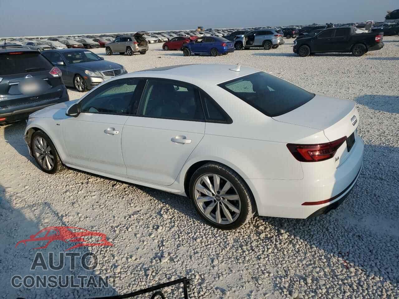 AUDI A4 2018 - WAUKMAF48JA088737