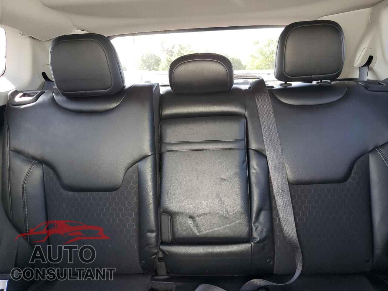 JEEP COMPASS 2018 - 3C4NJDBB7JT153178