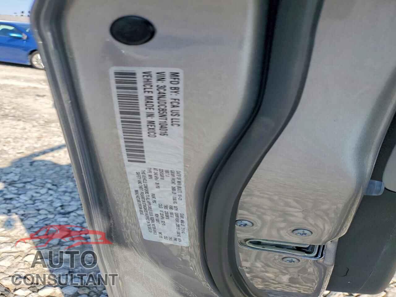 JEEP COMPASS 2022 - 3C4NJDCB5NT104016