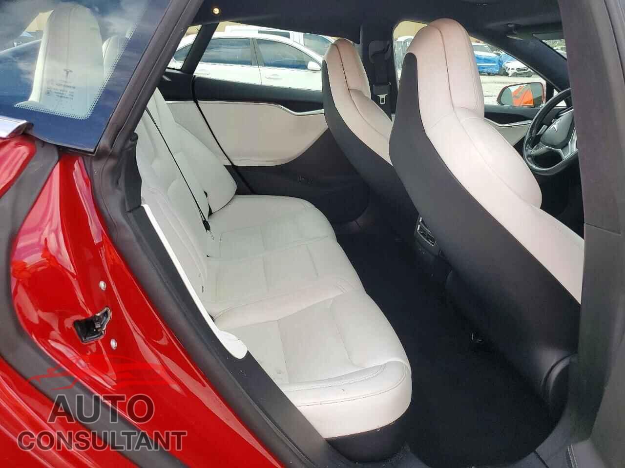 TESLA MODEL S 2017 - 5YJSA1E20HF228714