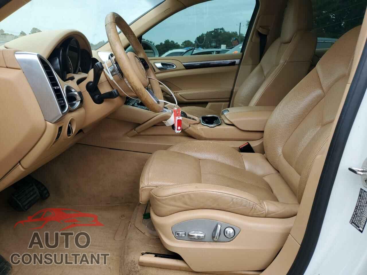 PORSCHE CAYENNE 2017 - WP1AA2A29HKA84816