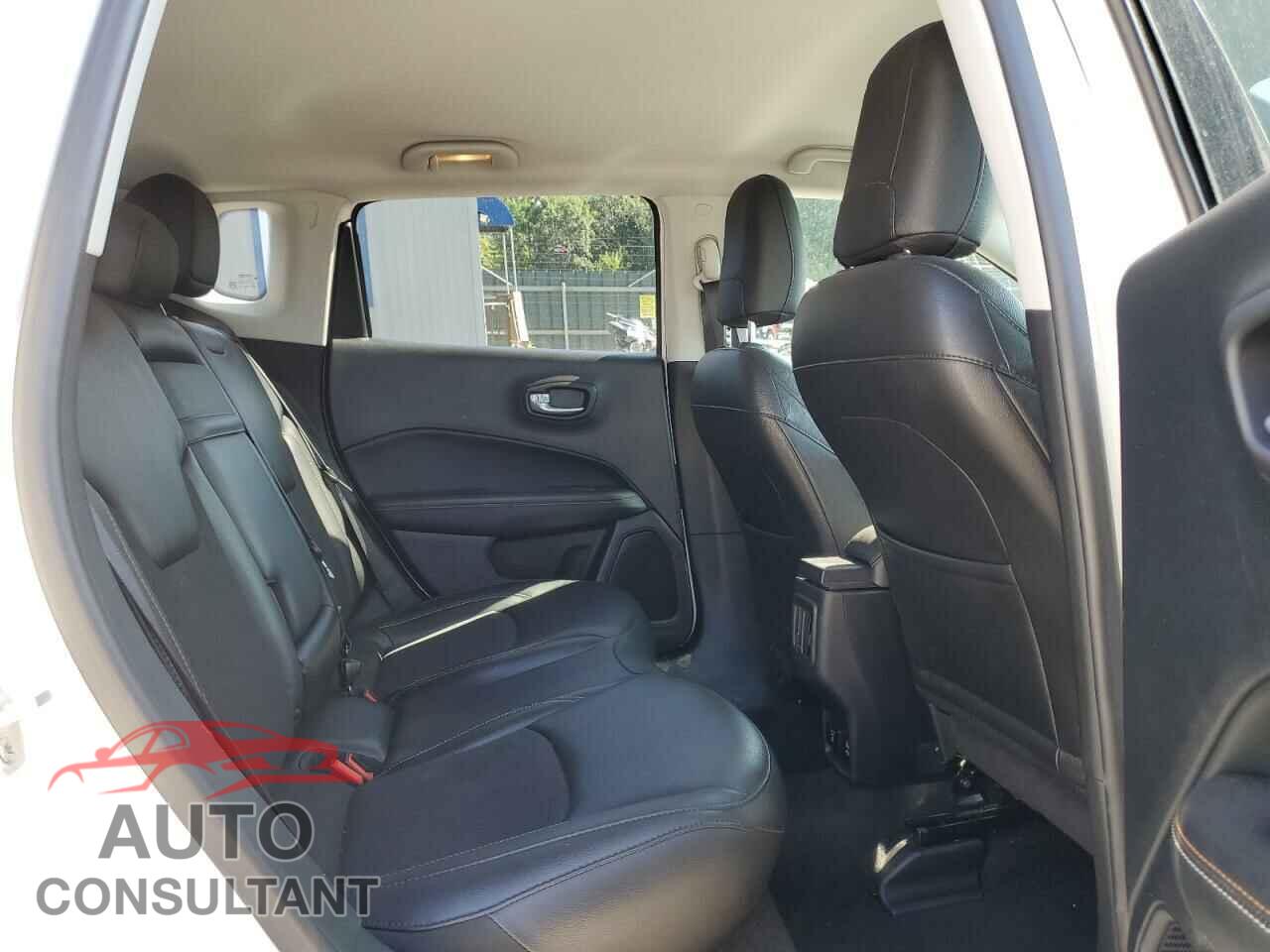 JEEP COMPASS 2019 - 3C4NJDBB4KT628710