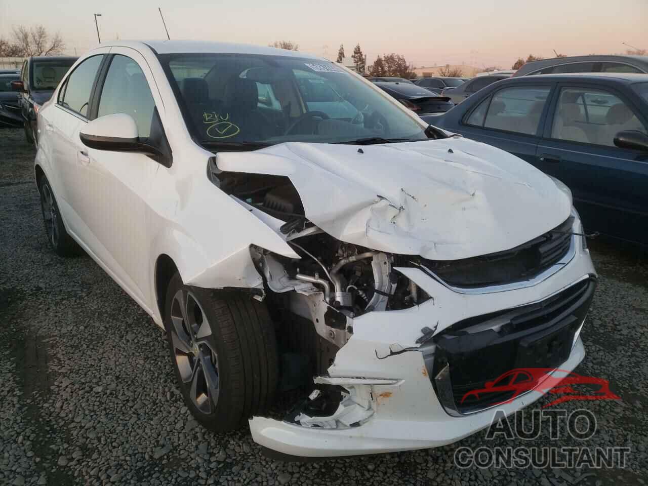 CHEVROLET SONIC 2020 - 1G1JF5SB2L4116921