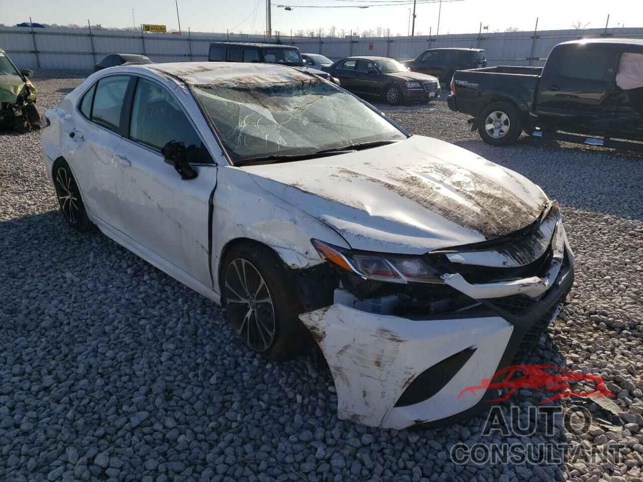 TOYOTA CAMRY 2020 - 4T1G11AK7LU370338