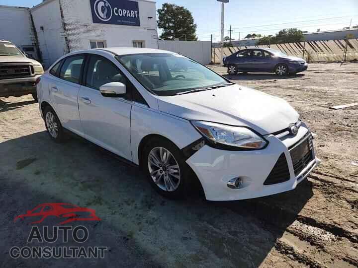 FORD FOCUS 2012 - 1FAHP3H26CL363546