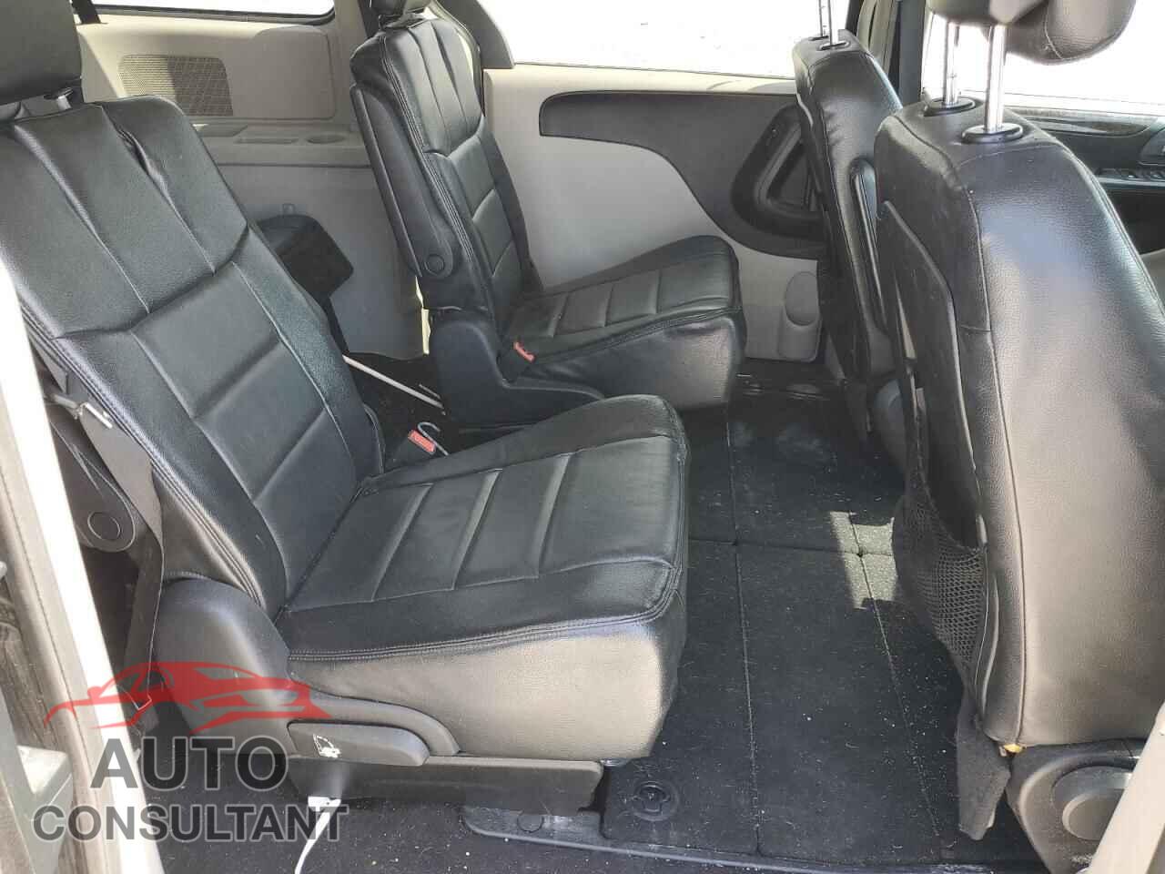 DODGE CARAVAN 2011 - 2D4RN3DG8BR711054