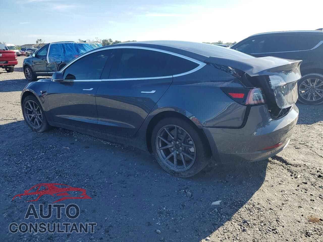 TESLA MODEL 3 2019 - 5YJ3E1EA8KF331323