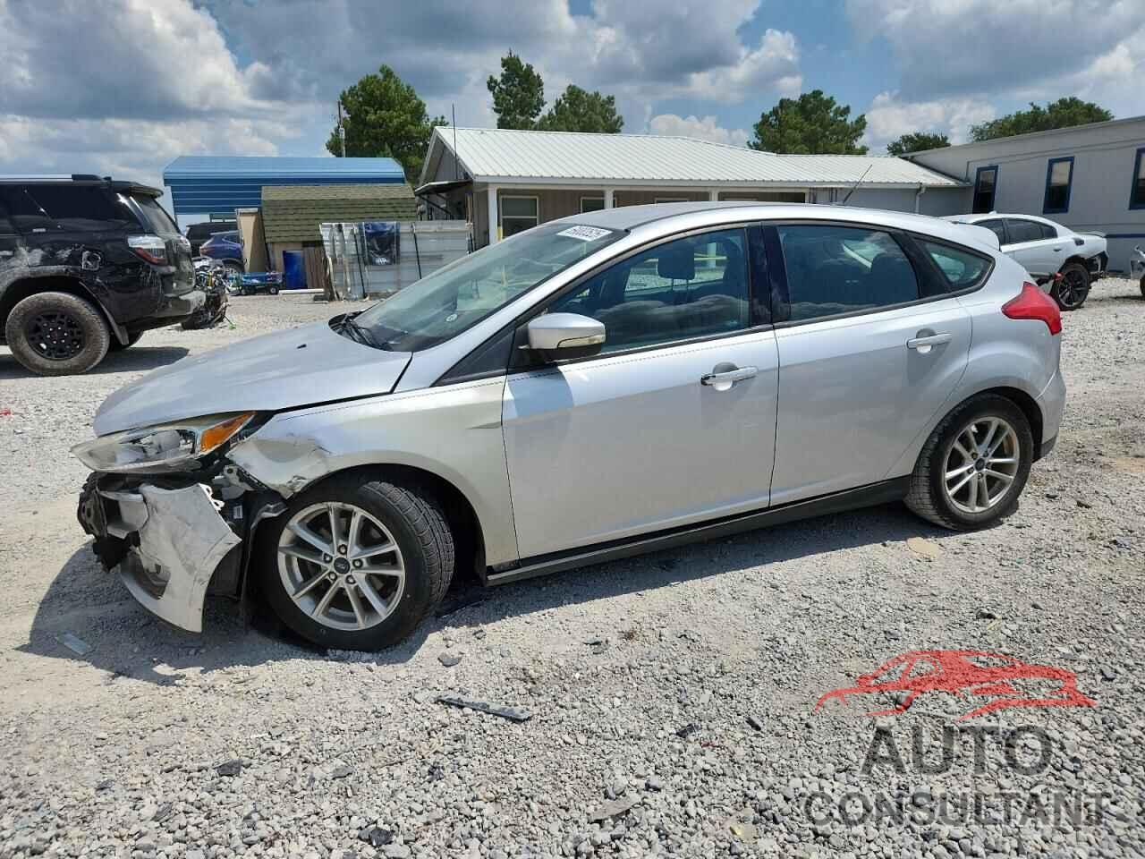 FORD FOCUS 2017 - 1FADP3K2XHL217732