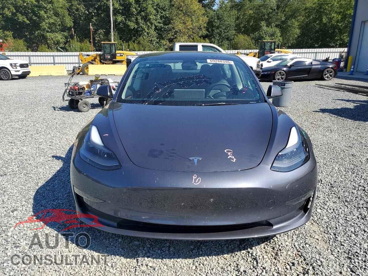 TESLA MODEL 3 2023 - 5YJ3E1EAXPF695444