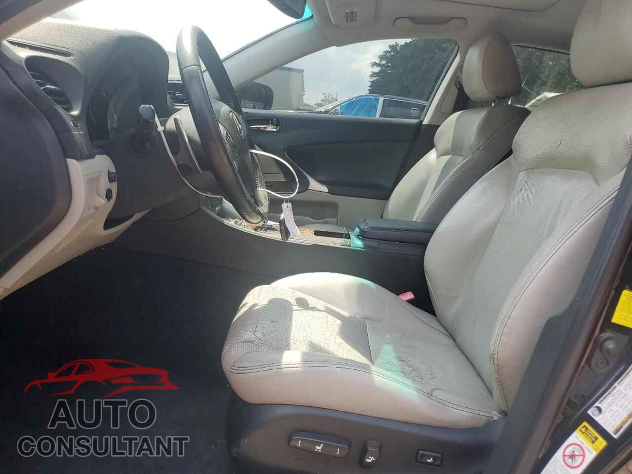 LEXUS IS 2011 - JTHBF5C23B5154269