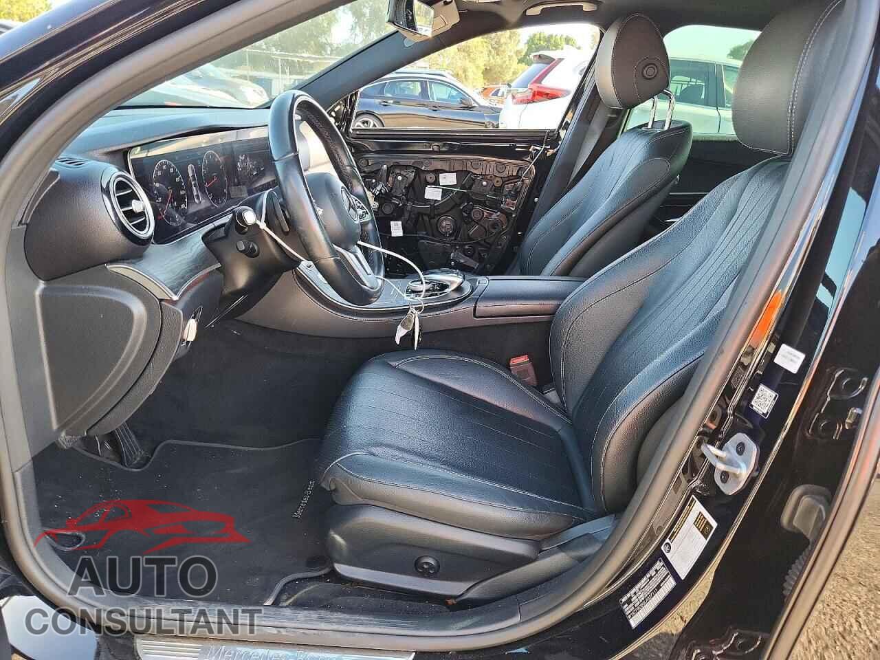 MERCEDES-BENZ E-CLASS 2020 - W1KZF8DB5LA827111