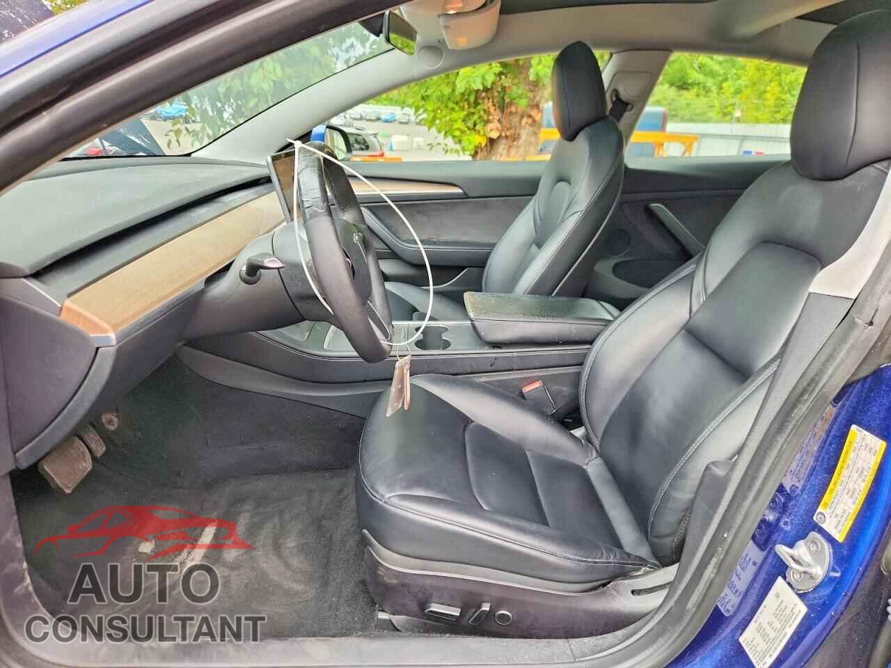 TESLA MODEL 3 2022 - 5YJ3E1EA1NF303884