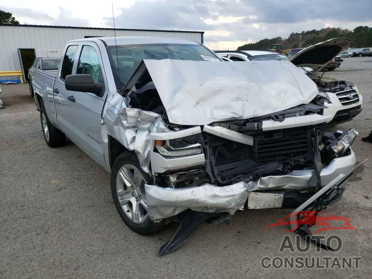 CHEVROLET SILVERADO 2018 - 1GCRCPEH0JZ200377