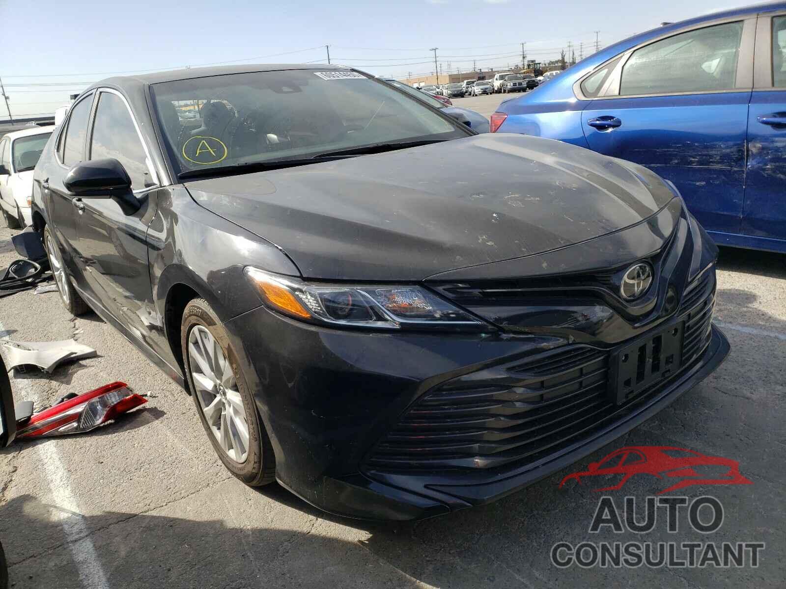 TOYOTA CAMRY 2018 - JTNB11HK9J3032023