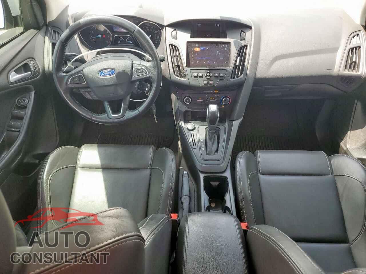 FORD FOCUS 2016 - 1FADP3K29GL288810