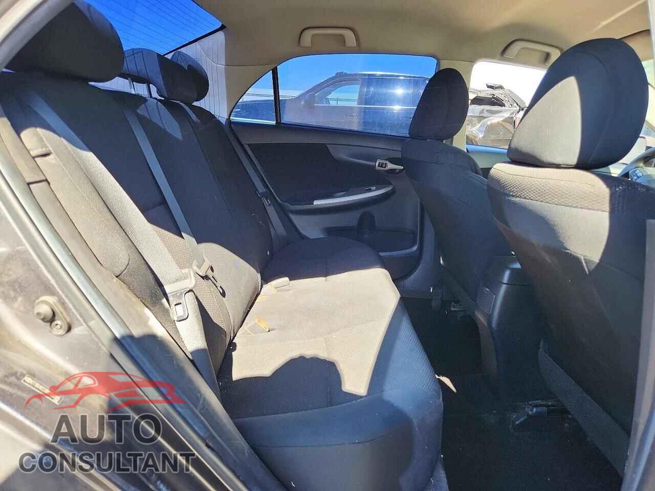 TOYOTA COROLLA 2011 - 2T1BU4EEXBC552395
