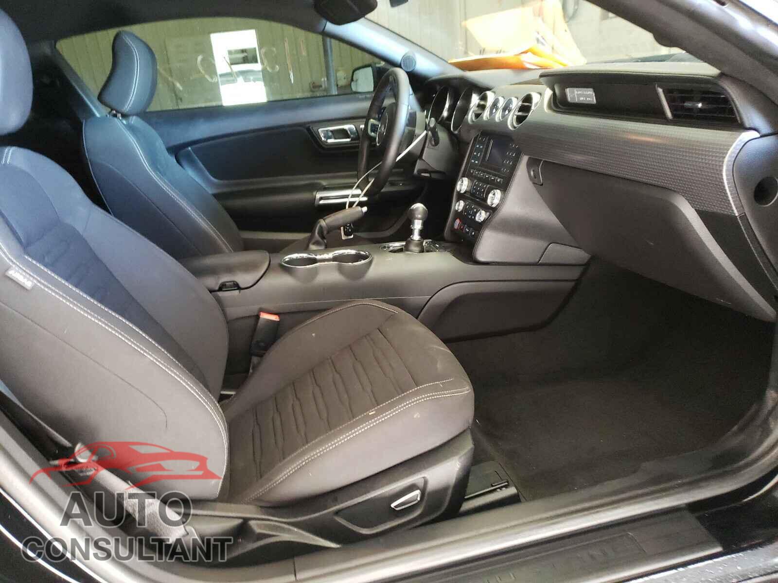 FORD MUSTANG 2017 - 1FA6P8CF4H5208133
