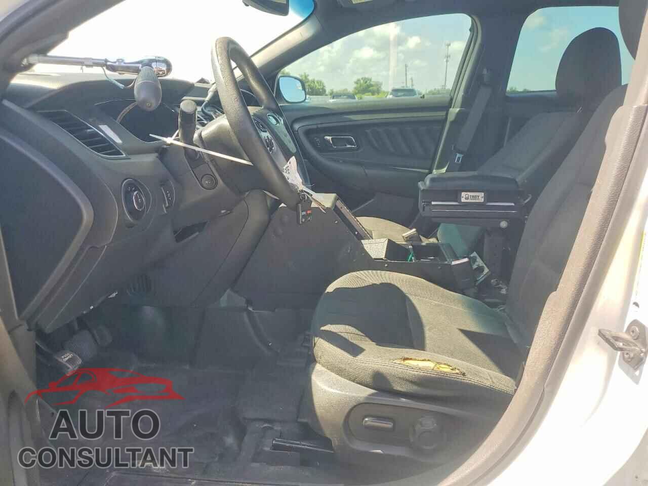 FORD TAURUS 2015 - 1FAHP2MK8FG135741