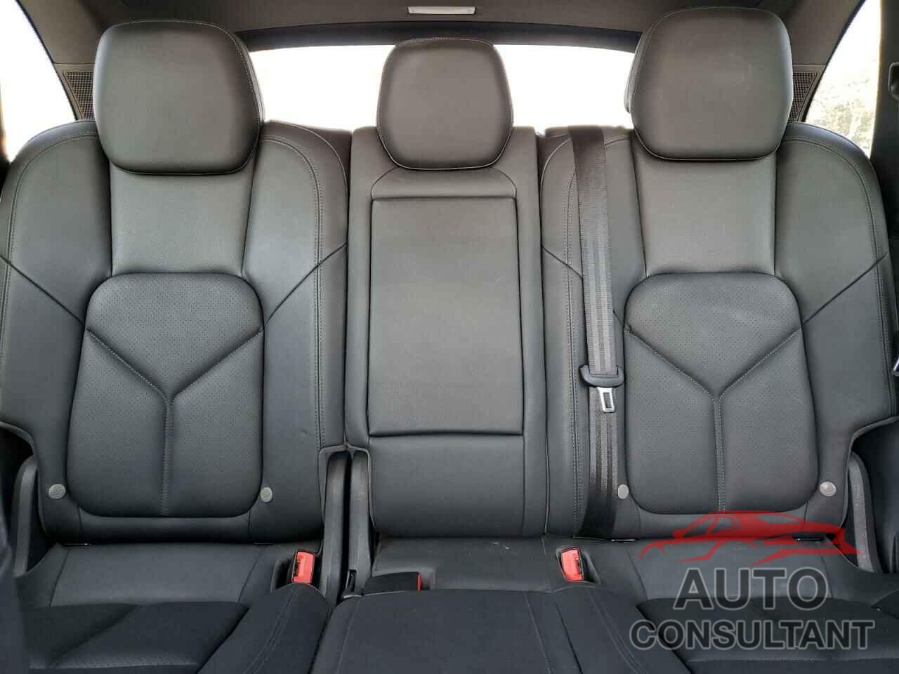 PORSCHE CAYENNE 2012 - WP1AA2A26CLA11325