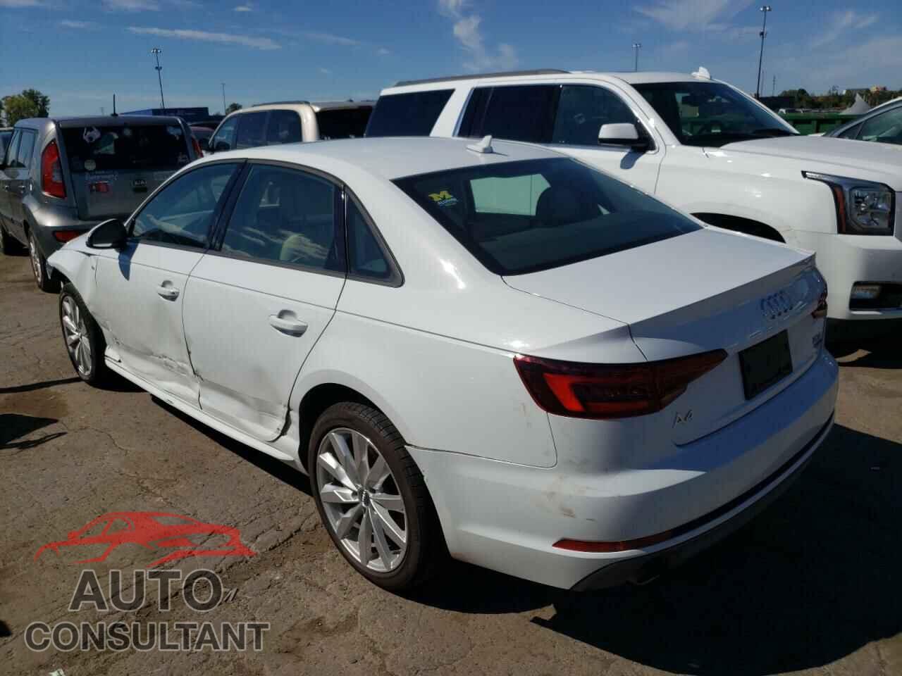 AUDI A4 2018 - WAUDNAF42JA130924