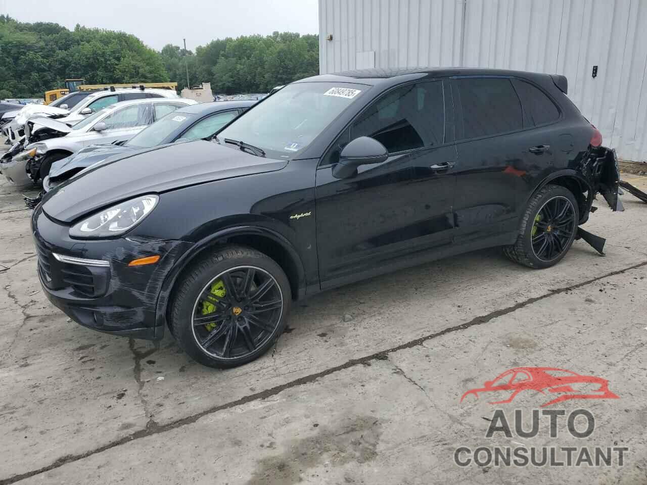 PORSCHE CAYENNE 2018 - WP1AE2A27JLA71504