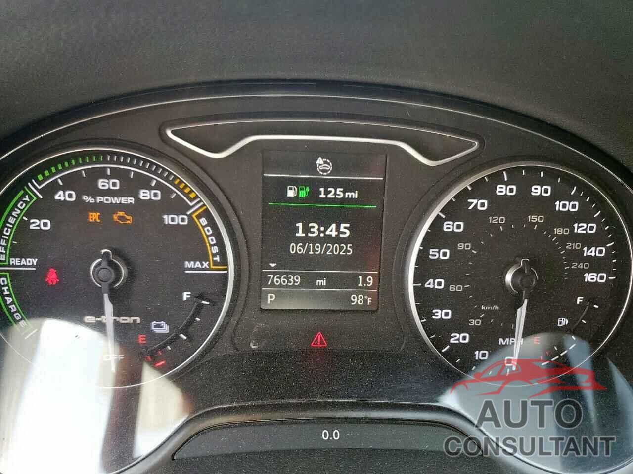 AUDI A3 2017 - WAUUPBFF8HA089646
