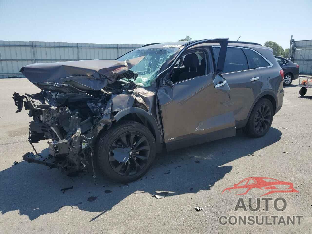 KIA SORENTO 2019 - 5XYPGDA52KG593904