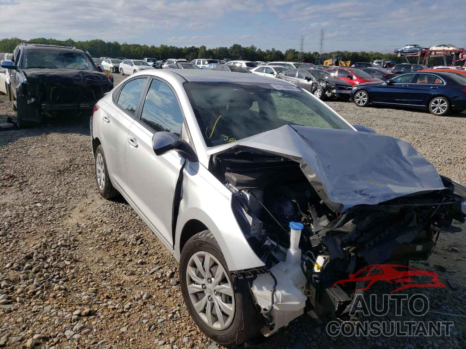HYUNDAI ACCENT 2018 - 3KPC24A3XJE007408