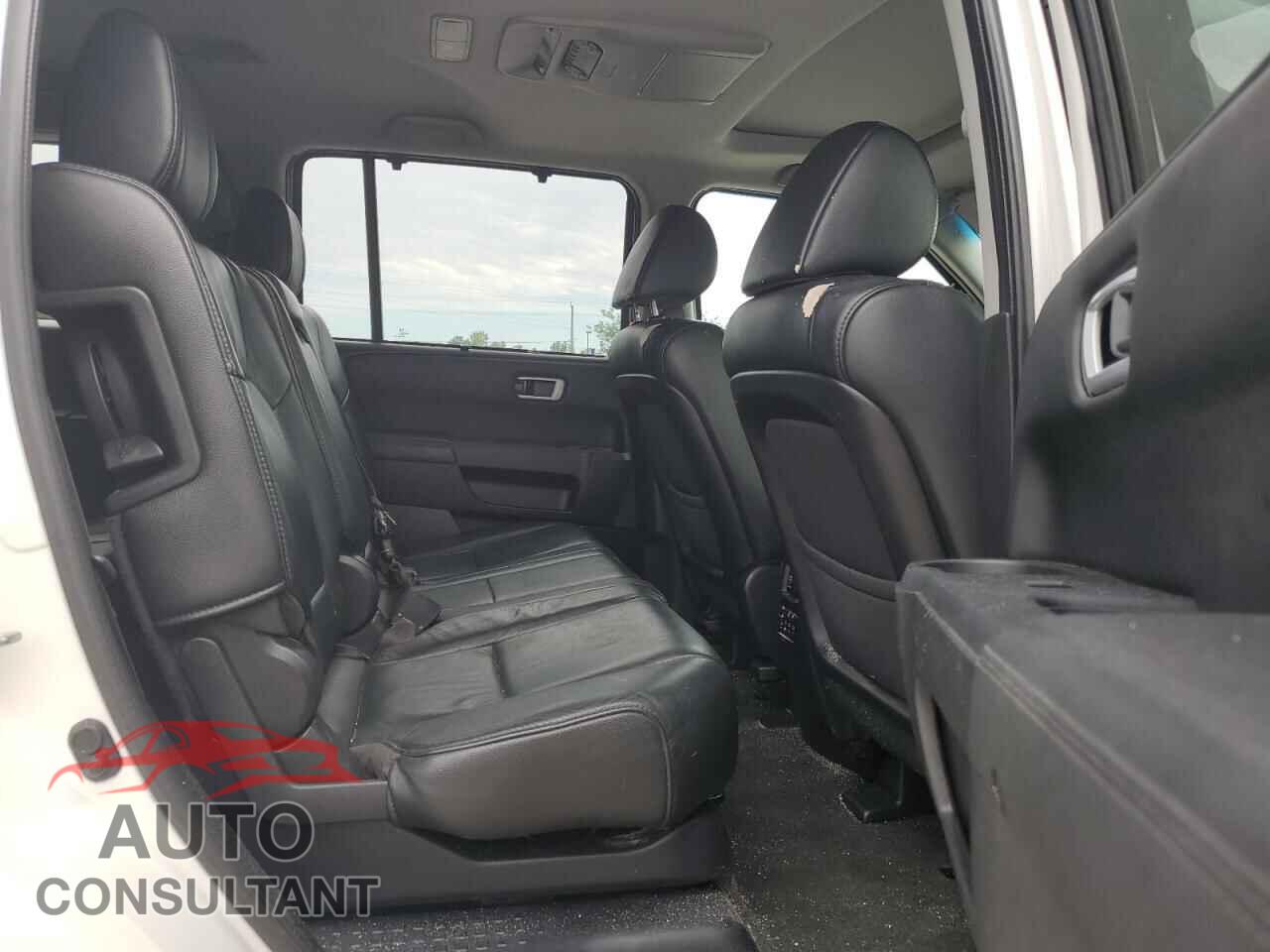 HONDA PILOT 2015 - 5FNYF4H97FB502221