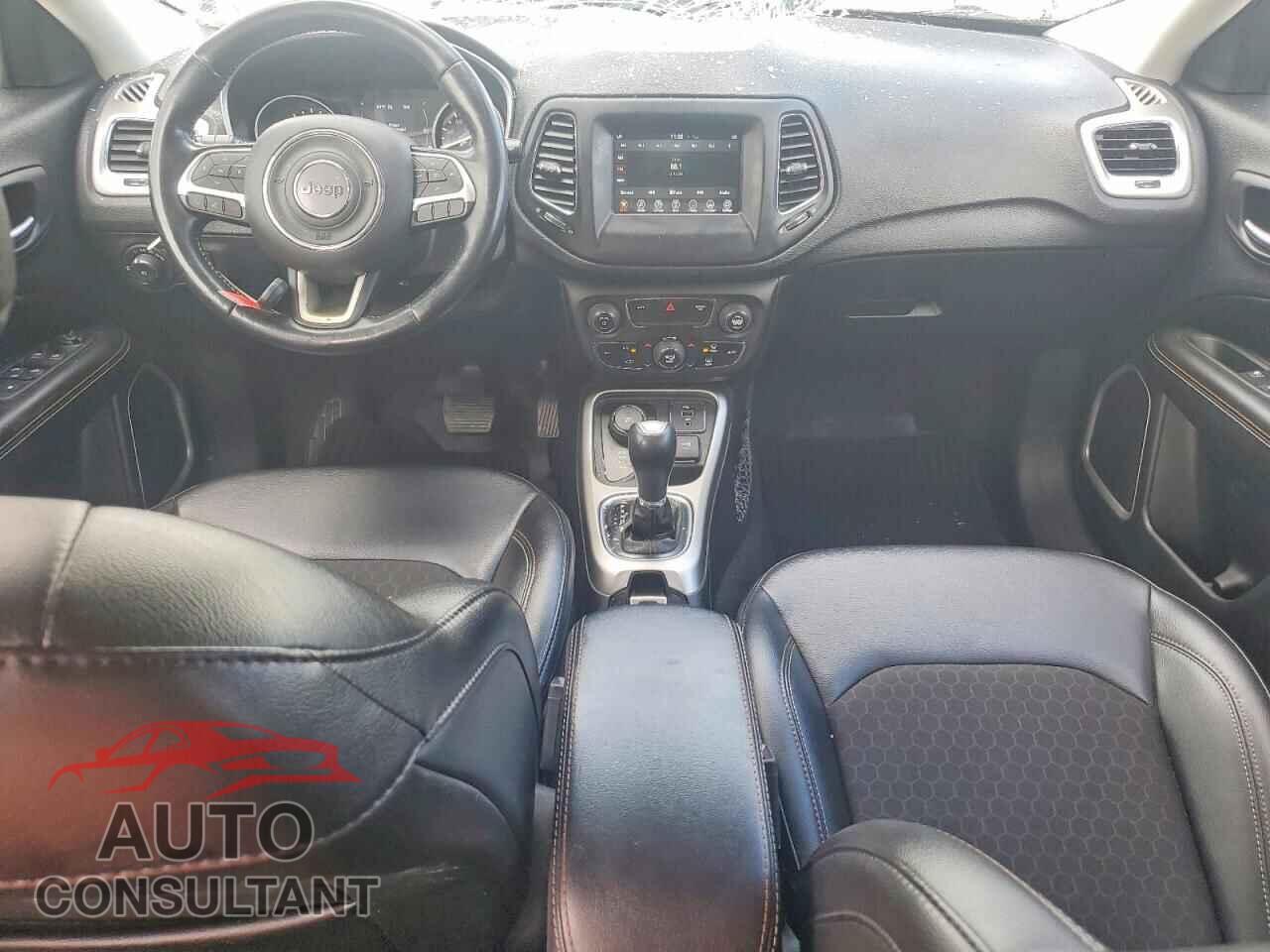 JEEP COMPASS 2020 - 3C4NJDBB9LT161558