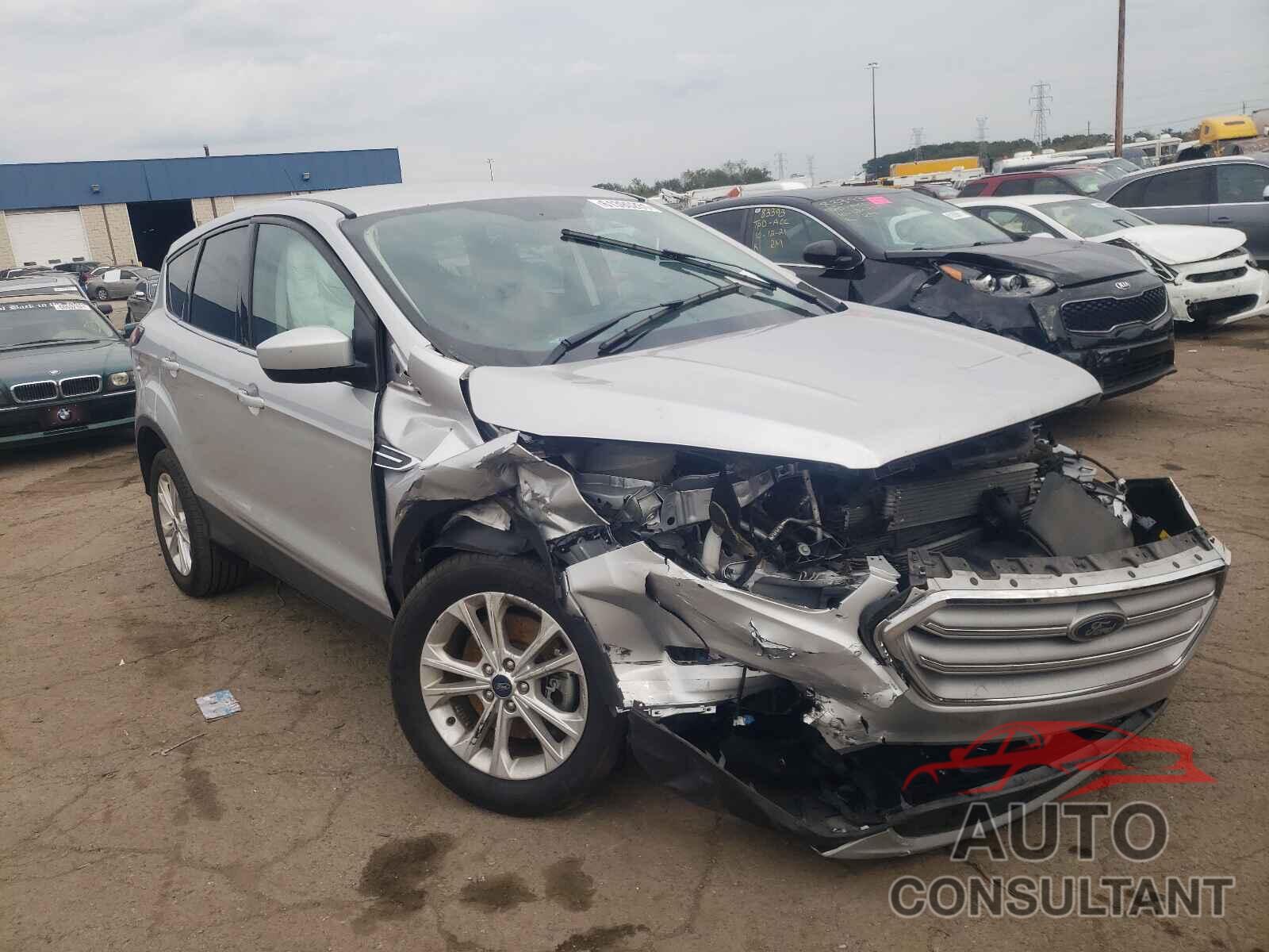 FORD ESCAPE 2019 - 1FMCU9GD1KUA33188