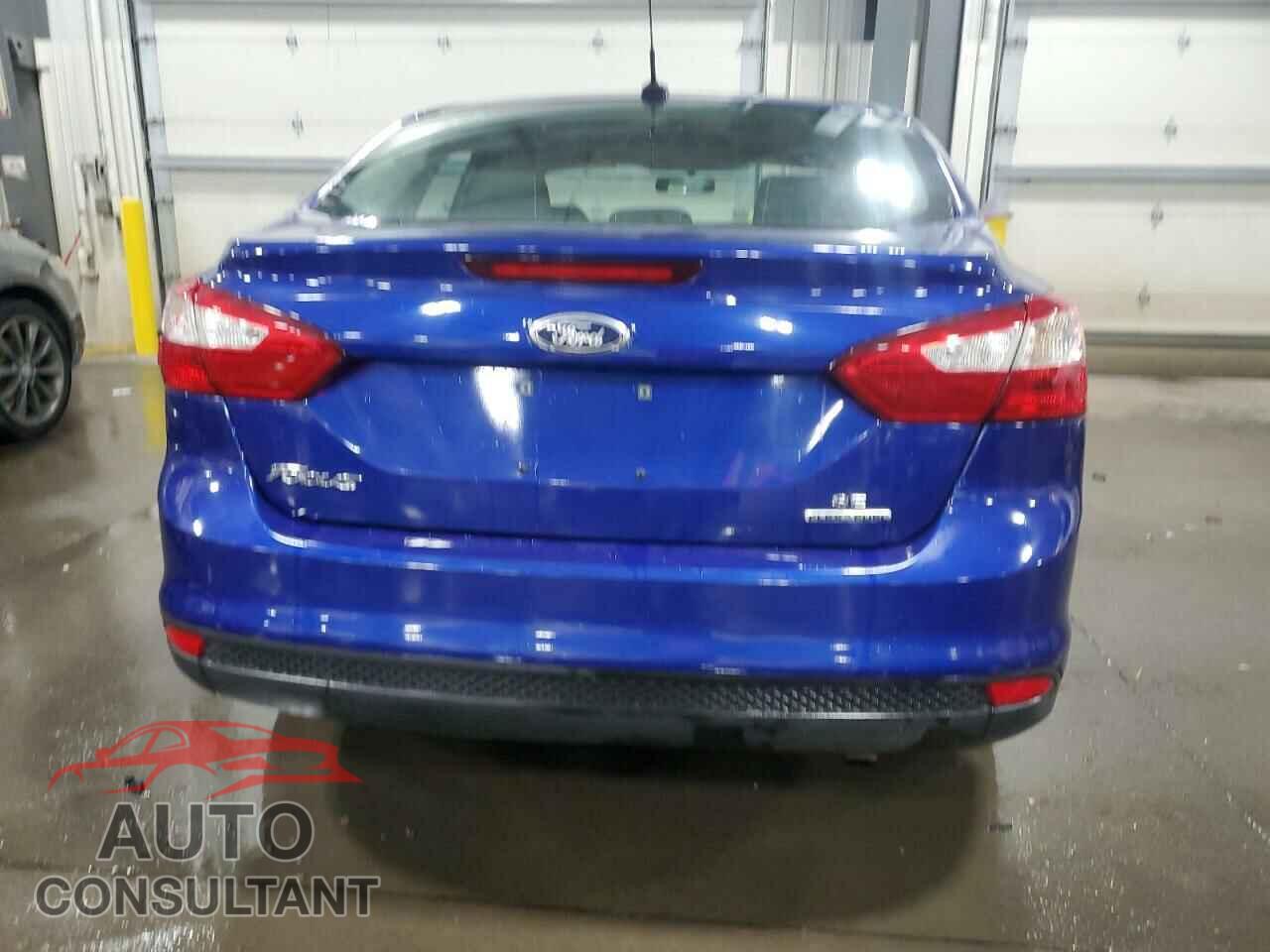 FORD FOCUS 2012 - 1FAHP3F22CL451383