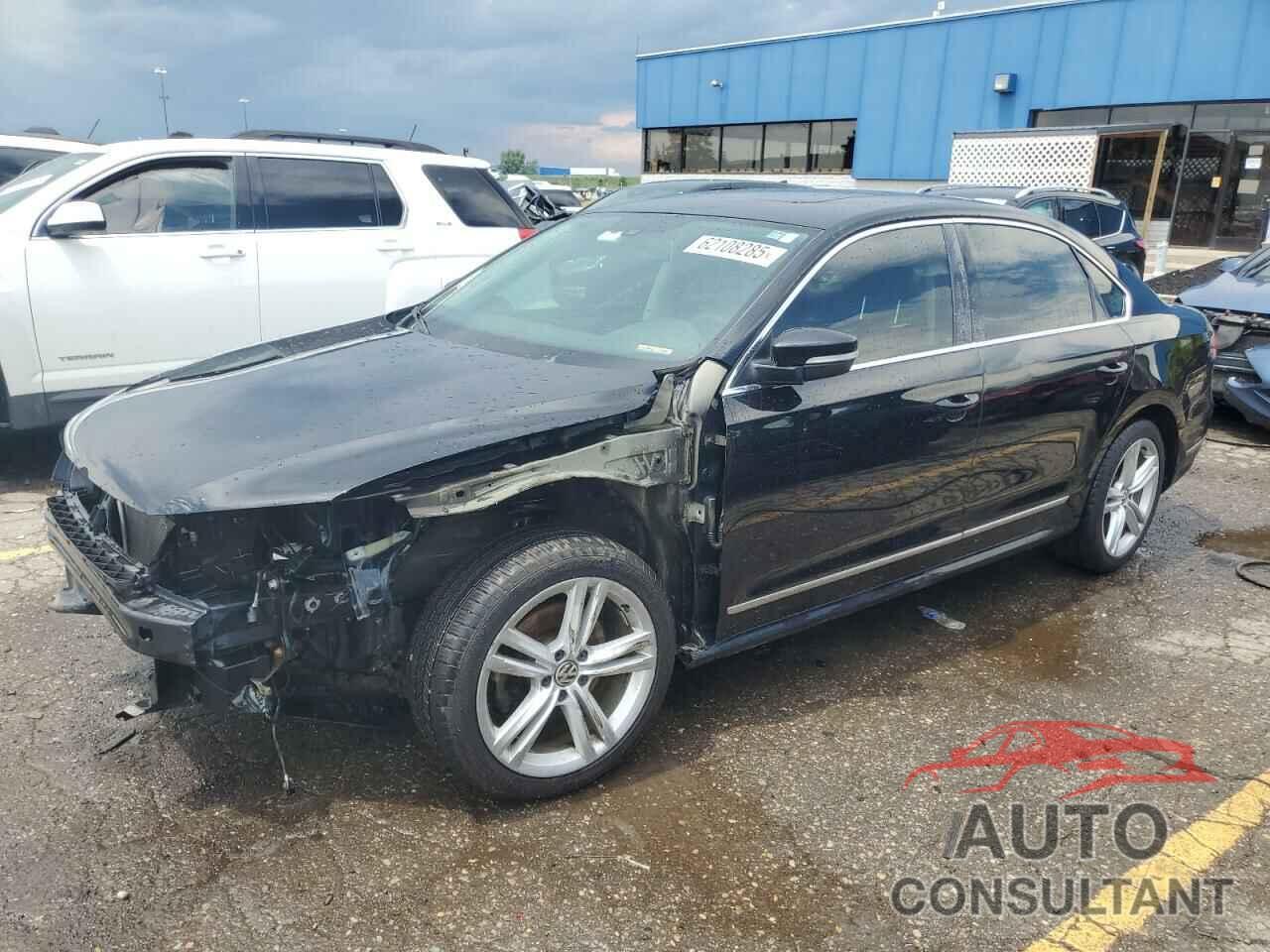 VOLKSWAGEN PASSAT 2015 - 1VWBV7A39FC093732