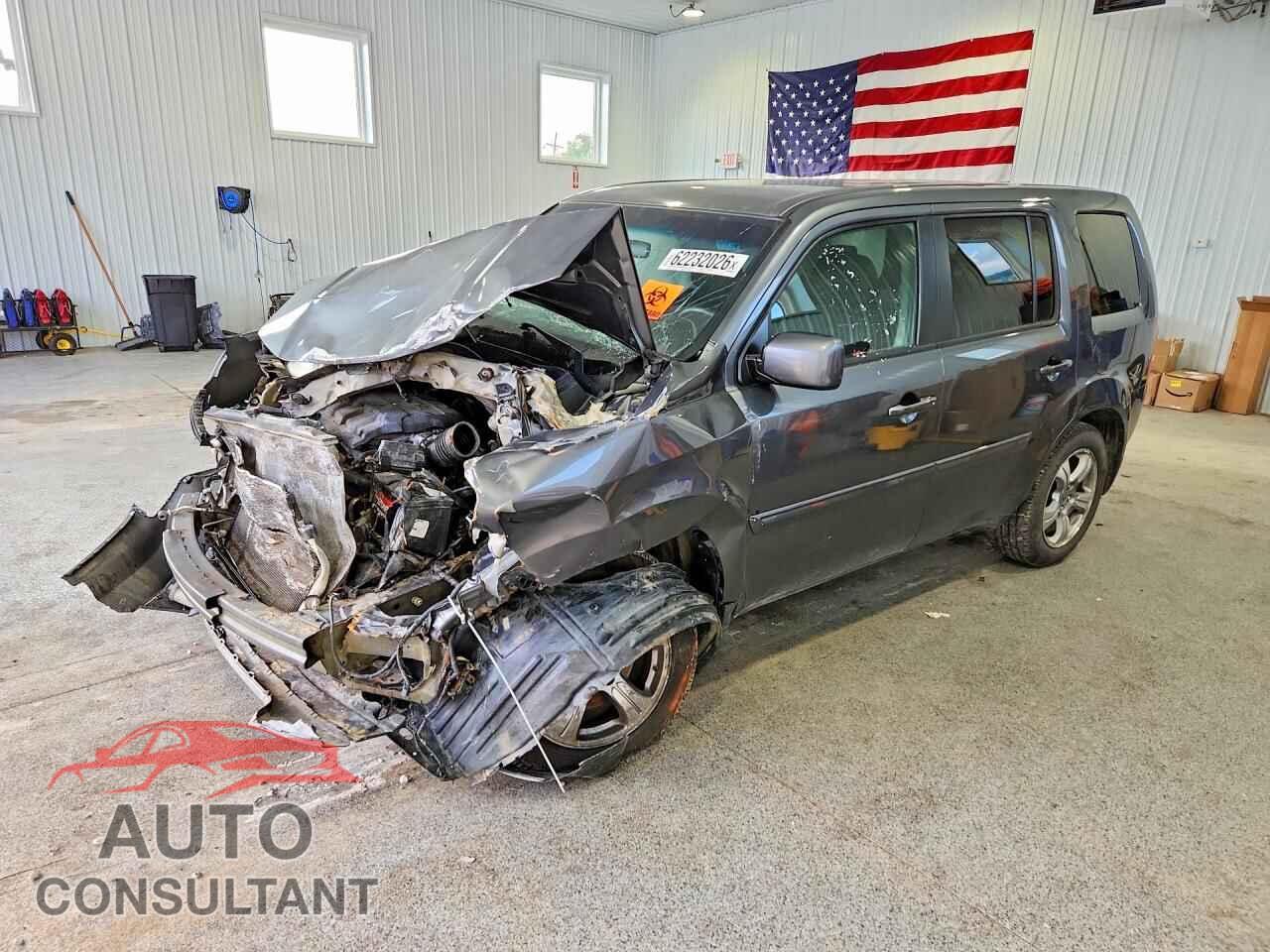 HONDA PILOT 2012 - 5FNYF4H44CB044556