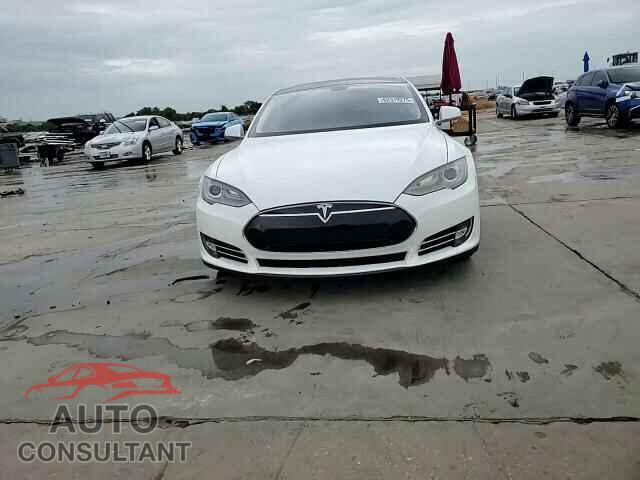 TESLA MODEL S 2013 - 5YJSA1DP8DFP05283