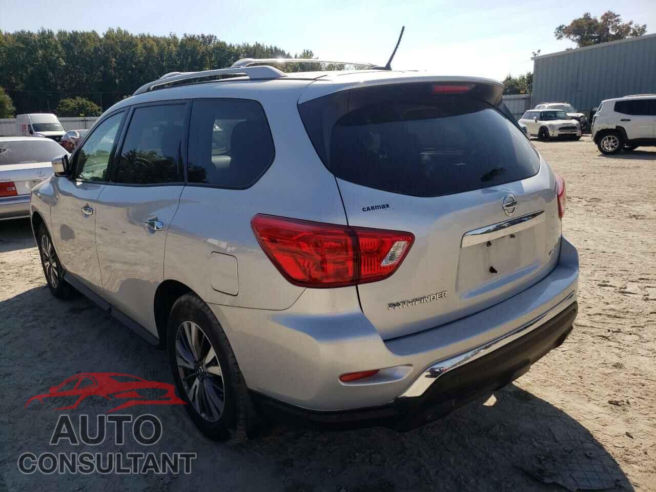 NISSAN PATHFINDER 2017 - 5N1DR2MM5HC673159