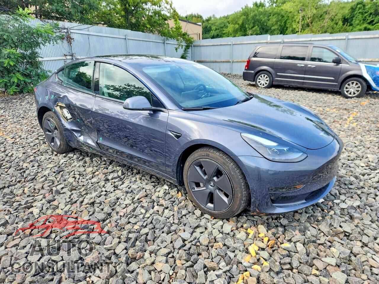 TESLA MODEL 3 2023 - 5YJ3E1EA0PF403137