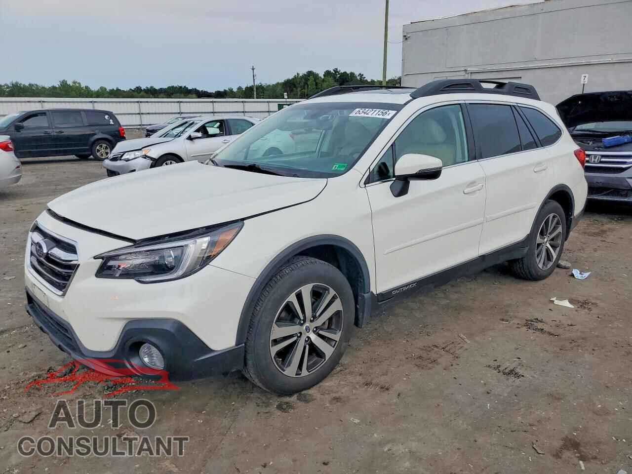 SUBARU OUTBACK 2018 - 4S4BSENC4J3214763