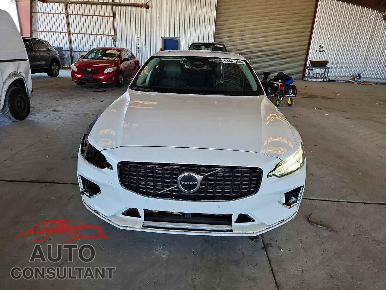 VOLVO S60 2023 - 7JRL12TK1PG239711
