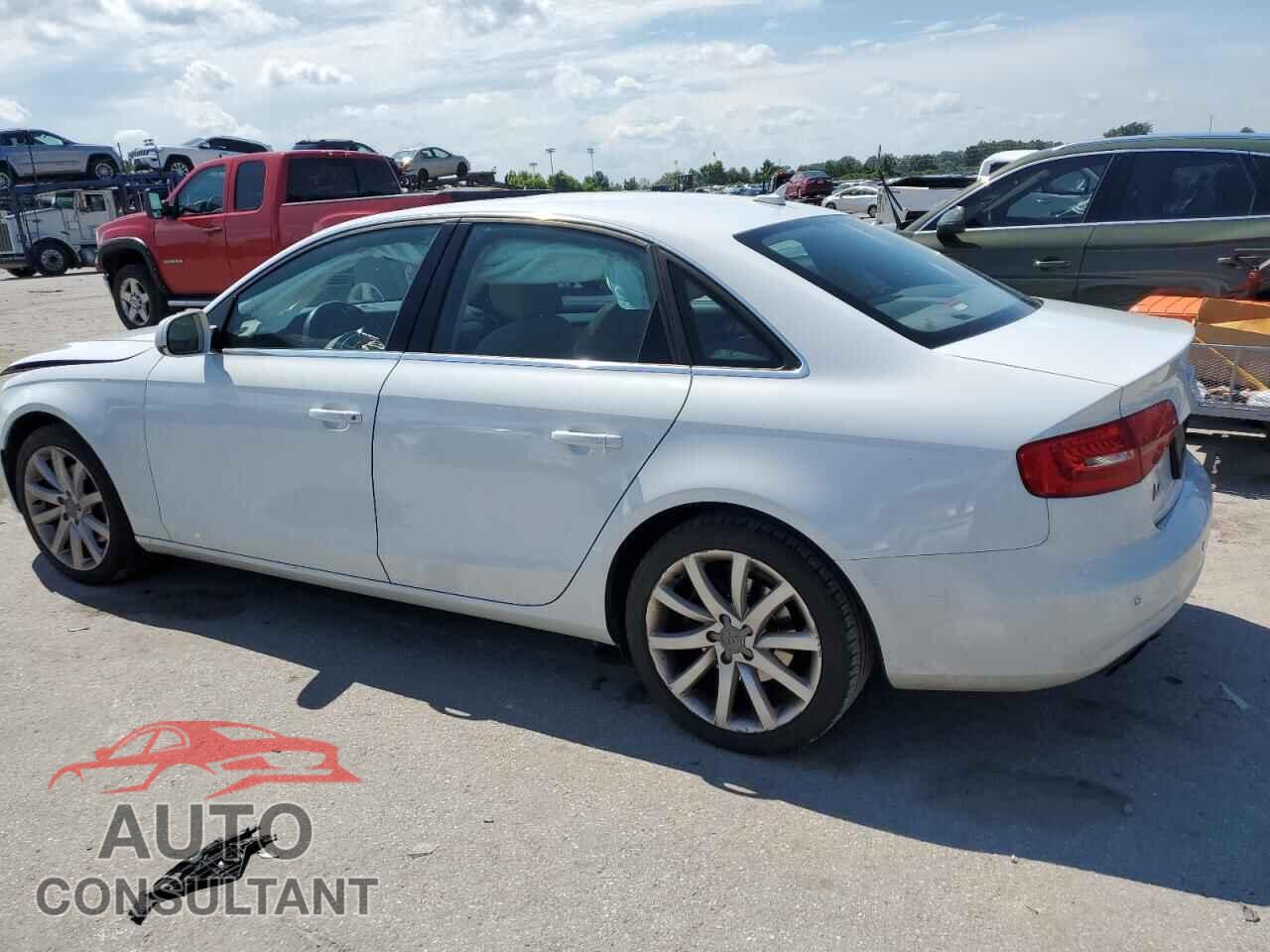 AUDI A4 2013 - WAUFFBFL2DN043895