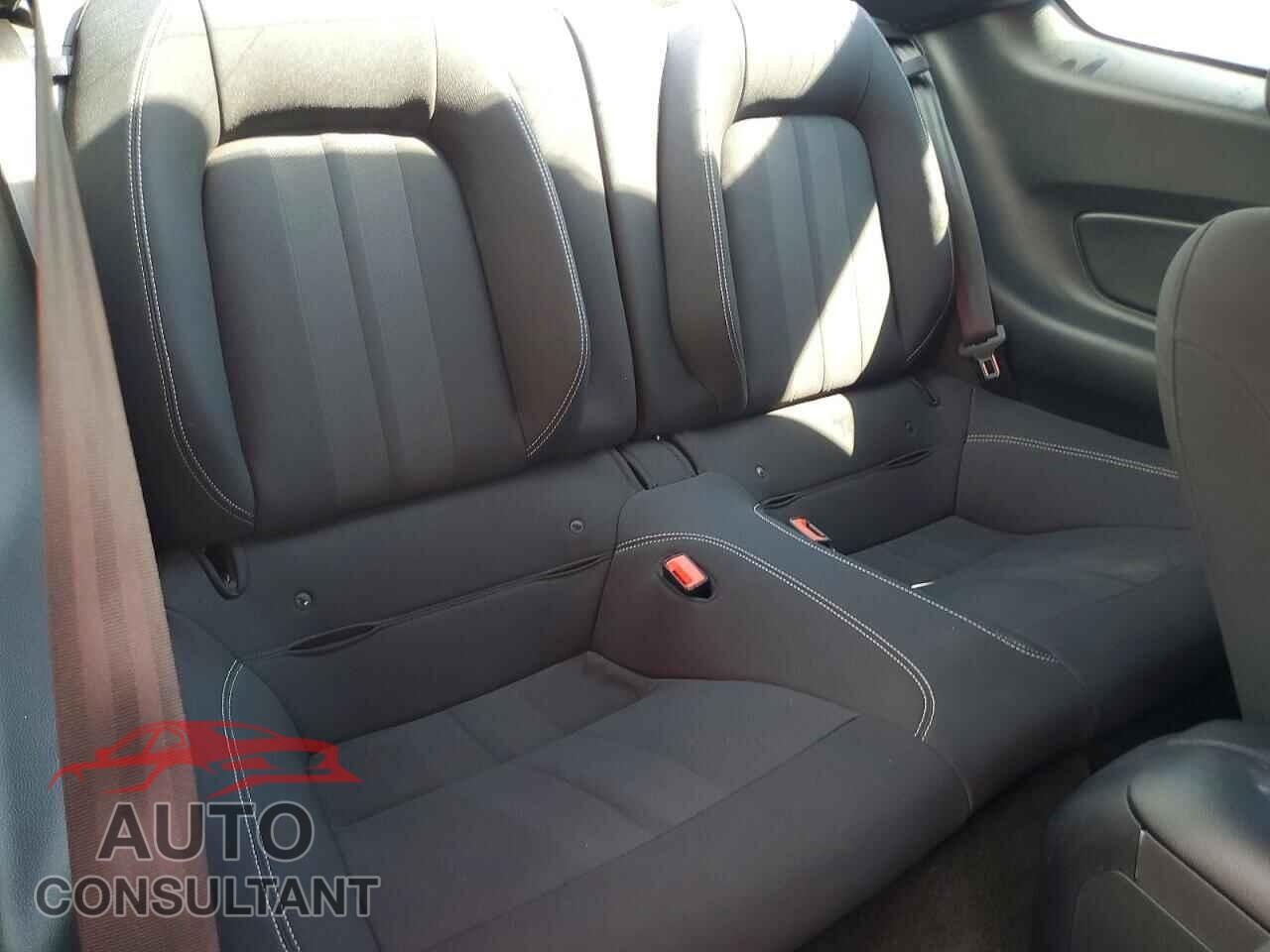 FORD MUSTANG 2019 - 1FA6P8THXK5101614